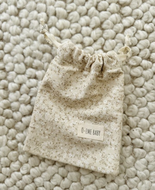 Bolsa Mini Fruncida Flor Nati Beige