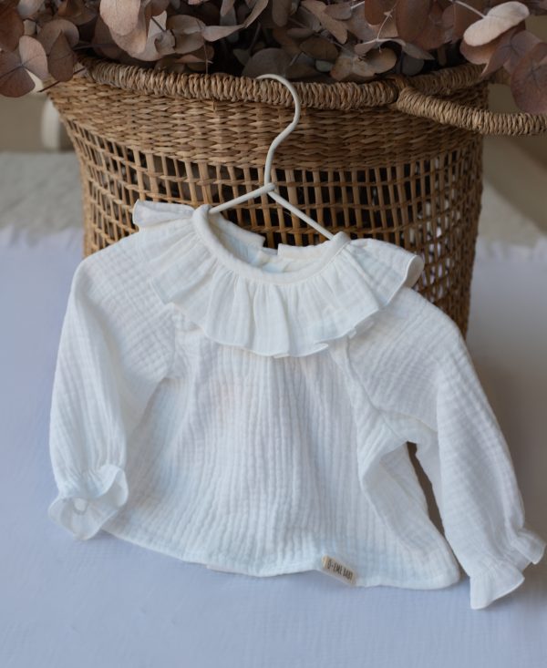 BLUSA BAMBULA BLANCO CRUDO CUELLO VOLANTE MANGA LARGA