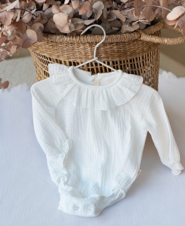 PELELE BAMBULA BLANCO CRUDO CUELLO VOLANTE MANGA LARGA