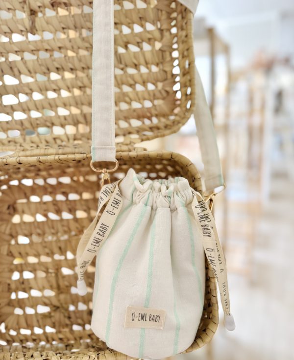 BOLSO BOMBONERA AGUAMARINA